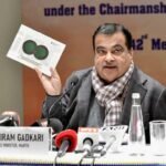 Union Minister for Road Transport and Highways Shri Nitin Gadkari addressing the gathering