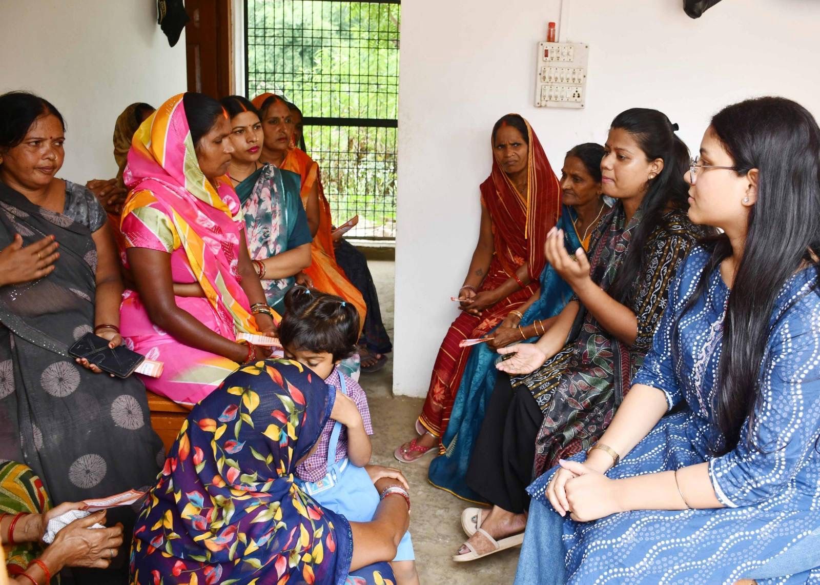 Sadak Suraksha Sakhi Awareness Drive